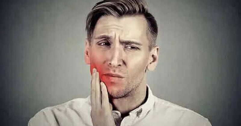 Curcumin compound supporting dental health